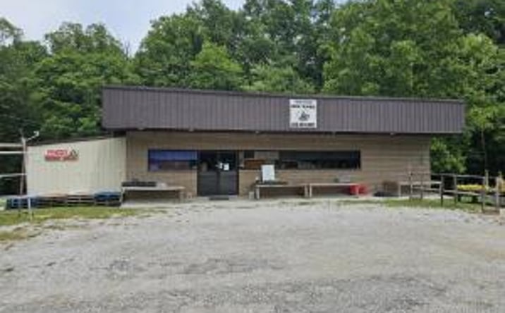 Pictures of Special Purpose, Mixed Use, Hospitality property located at 27090 Scott Hwy Hwy, Winfield, TN 37892 for sales - image #1