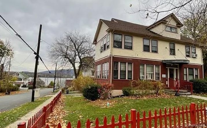 Pictures of Multifamily property located at 324 Grand Street, Newburgh, NY 12550 for sales - image #1