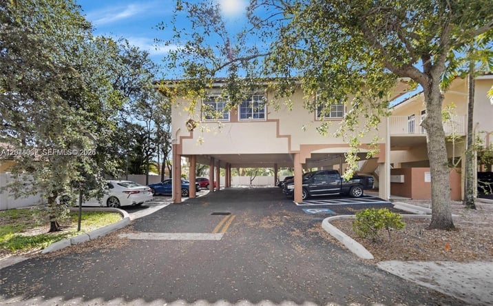 Pictures of Office property located at 5595 Orange Dr # 101, Davie, FL 33314 for sales - image #1