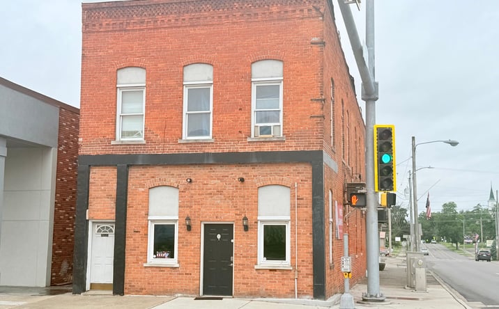 Pictures of Mixed Use property located at 1 S Main Street 3, Harrisburg, IL 62946 for sales - image #1