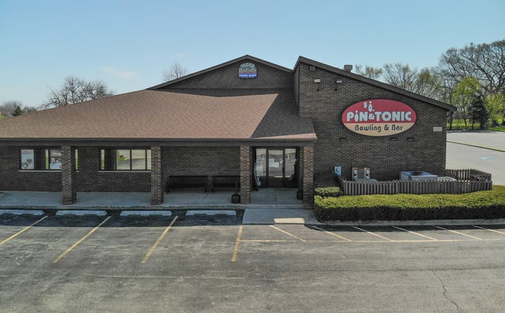 Pictures of Business for Sale, Special Purpose, Retail property located at 643 S Dixie Highway, Beecher, IL 60401 for sales - image #1