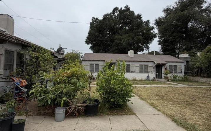Pictures of Multifamily property located at 816 Glen Way, Santa Paula, CA 93060 for sales - image #1