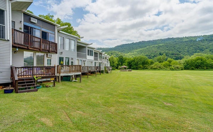 Pictures of Hospitality property located at 2072 Creek Road, Wildwood, GA 30757 for sales - image #1