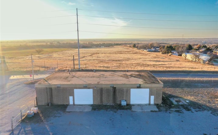 Pictures of Industrial property located at 1713 S 28th Street, Clinton, OK 73601 for sales - image #1