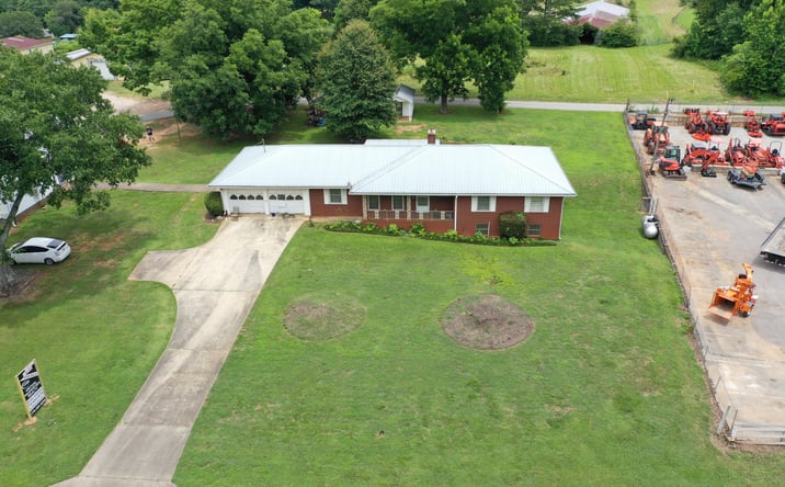 Pictures of Business for Sale, Office, Retail property located at 2540 Dahlonega Highway, Cumming, GA 30040 for sales - image #1