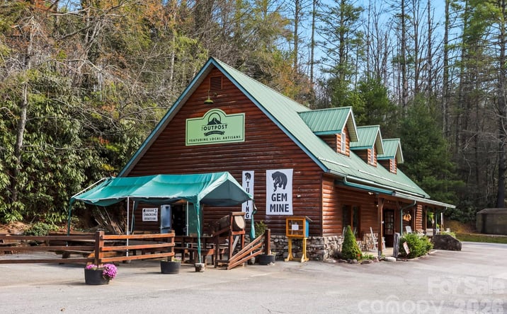 Pictures of Retail property located at 10932 Rosman Highway, Lake Toxaway, NC 28747 for sales - image #1