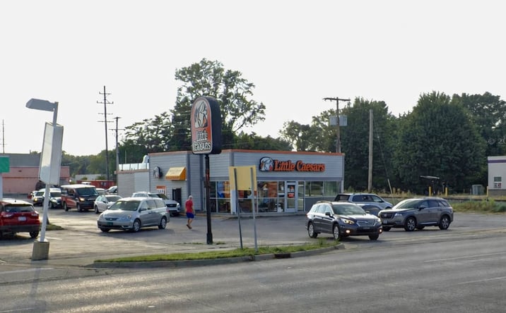 Pictures of Retail property located at 172 N RIVER AVE, HOLLAND, MI 49424-2153 for sales - image #1