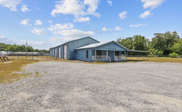 Pictures of Industrial property located at 1803 A Mills Ave, Breaux Bridge, LA 70517 for sales - image #1