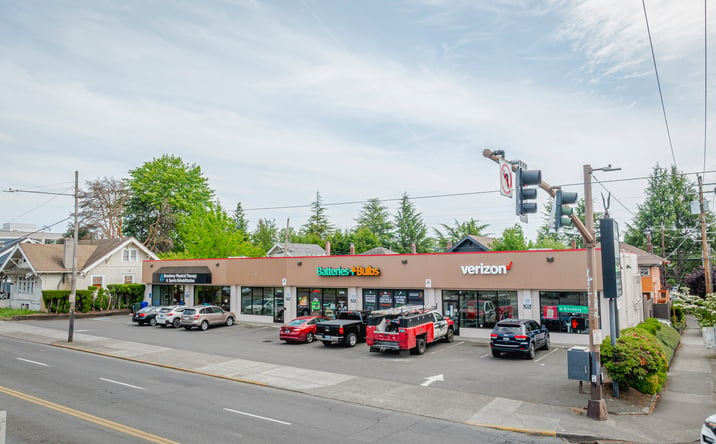 Pictures of Retail property located at 3004-3016 Northeast Broadway, Portland, OR 97232 for sales - image #1