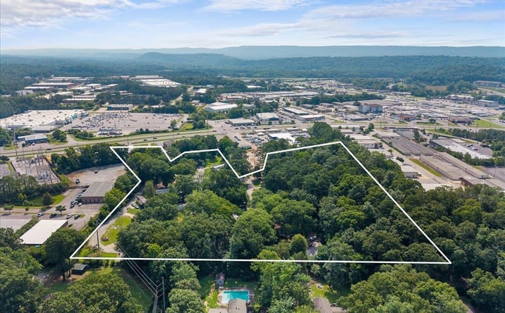 Pictures of Retail, Mobile Home Park property located at 2170 Pelham Parkway, Pelham, AL 35124 for sales - image #1