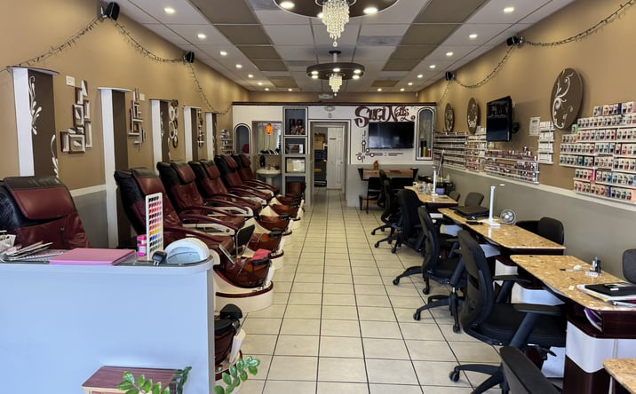 Pictures of Retail, Special Purpose, Business for Sale property located at 14827 North Florida Avenue, Tampa, FL 33613 for sales - image #1