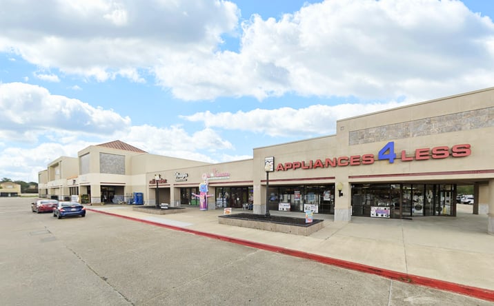 Pictures of Retail property located at 15226 George Oneal Road, Baton Rouge, LA 70817 for sales - image #1
