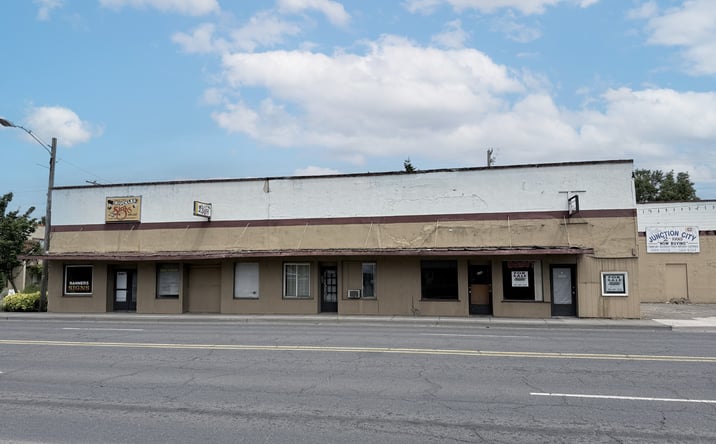 Pictures of Retail, Mixed Use property located at 610 Ivy Street, Junction City, OR 97448-1636 for sales - image #1