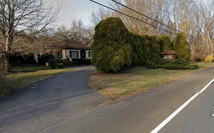 Pictures of Mixed Use property located at 1210 US HWY 130, ROBBINSVILLE, NJ 08691-1002 for sales - image #1