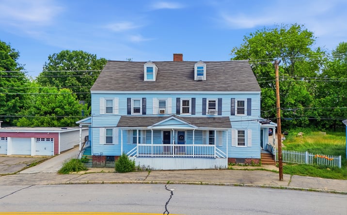 Pictures of Retail property located at 33-39 Front Street, Pembroke, NH 03275 for sales - image #1