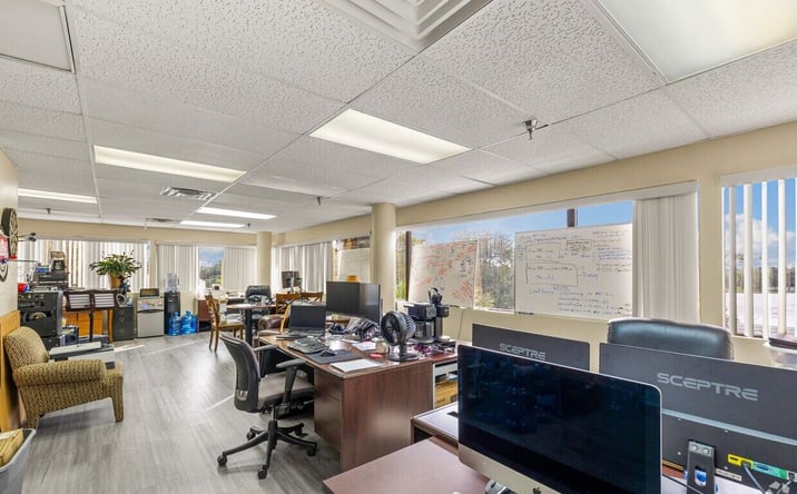 Pictures of Office property located at 1700 S DIXIE HWY, BOCA RATON, FL 33432 for sales - image #1