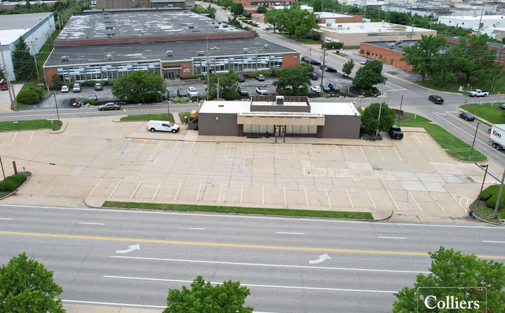 Pictures of Retail property located at 1333 Ashby Road, St. Louis, MO 63132 for sales - image #1
