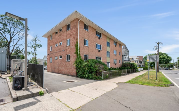 Pictures of Multifamily property located at 1795 N AVE, BRIDGEPORT, CT 06604 for sales - image #1