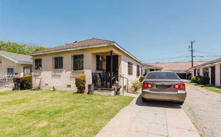 Pictures of Multifamily property located at 619 E 87th St, Los Angeles, CA 90002 for sales - image #1