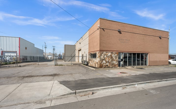 Pictures of Industrial property located at 122 S NAVAJO ST, SALT LAKE CITY, UT 84104 for sales - image #1
