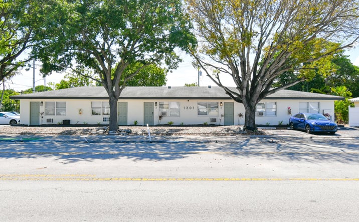 Pictures of Multifamily property located at 1201 NE 15TH AVE, FORT LAUDERDALE, FL 33304 for sales - image #1