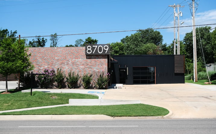 Pictures of Mixed Use property located at 8709 N WESTERN AVELAHOMA CITY, OKLAHOMA CITY, OK 73114 for sales - image #1
