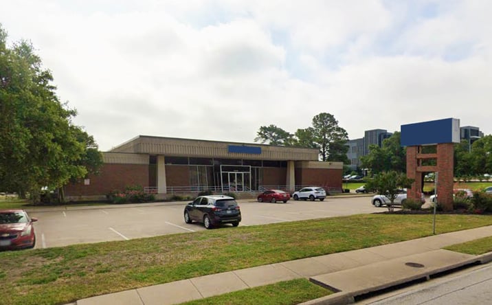 Pictures of Retail property located at 1205 S Main St, Grapevine, TX 76051 for sales - image #1