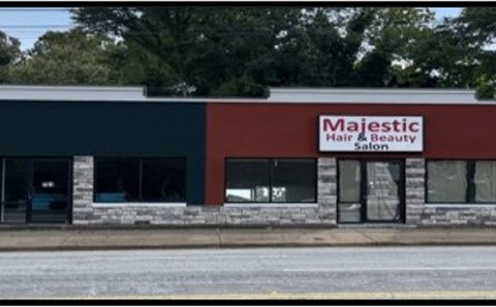 Pictures of Retail property located at 755 John B. White Sr. Blvd, Spartanburg, SC 29306 for sales - image #1