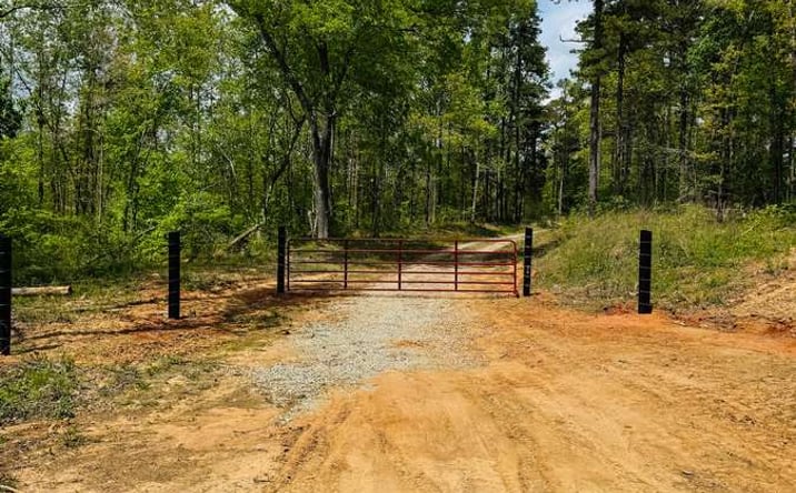 Pictures of Land property located at 0 State Route 100 E, Medon, TN 38356 for sales - image #1