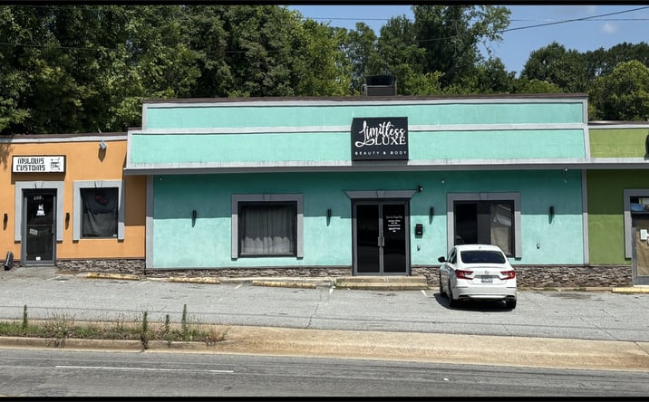 Pictures of Retail property located at 780 John B. White Sr. Blvd, Spartanburg, SC 29306 for sales - image #1