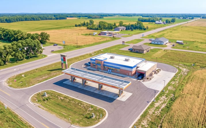 Pictures of Retail property located at  for sales - image #1