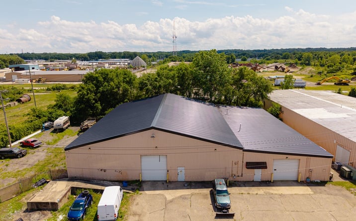 Pictures of Industrial property located at 434 S Byrkit Ave, Mishawaka, IN 46544 for sales - image #1