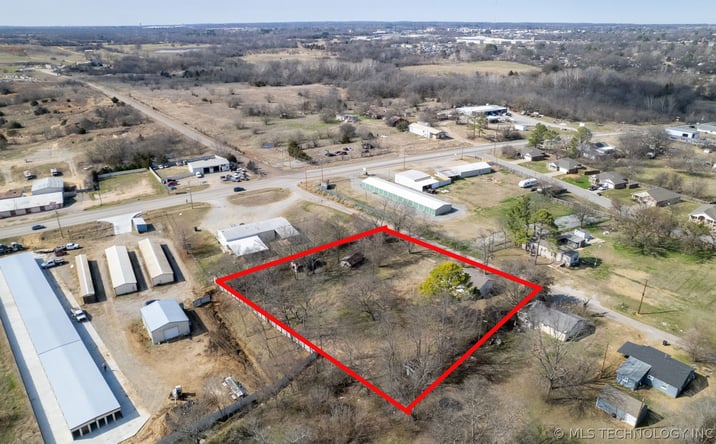 Pictures of Land property located at 711 Blanchard, Durant, OK 74701 for sales - image #1