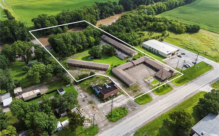 Pictures of Business for Sale, Hospitality property located at 1112 E Main Street, Independence, KS 67301 for sales - image #1