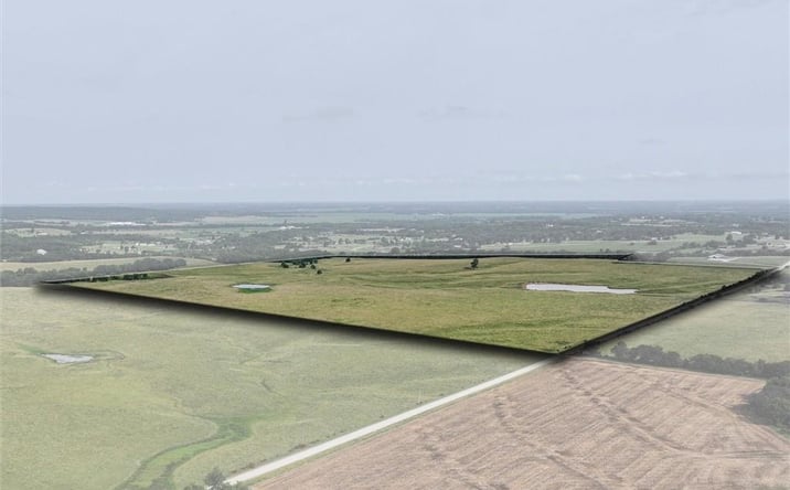 Pictures of Land property located at 2260 Louisiana Road, Ottawa, KS 66067 for sales - image #1