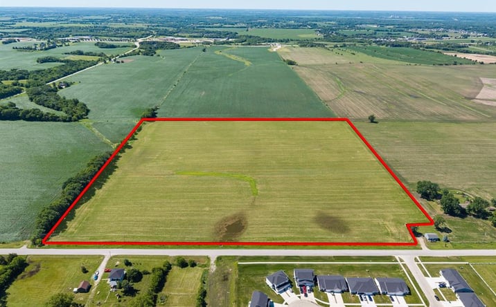 Pictures of Land property located at TBD NE 27th Ave, Altoona, IA 50009 for sales - image #1
