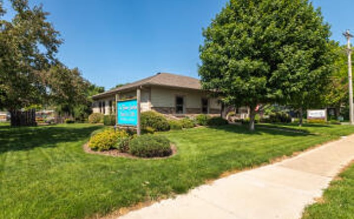 Pictures of Retail, Office, Business for Sale property located at 24010 3rd St, Trempealeau, WI 54661 for sales - image #1