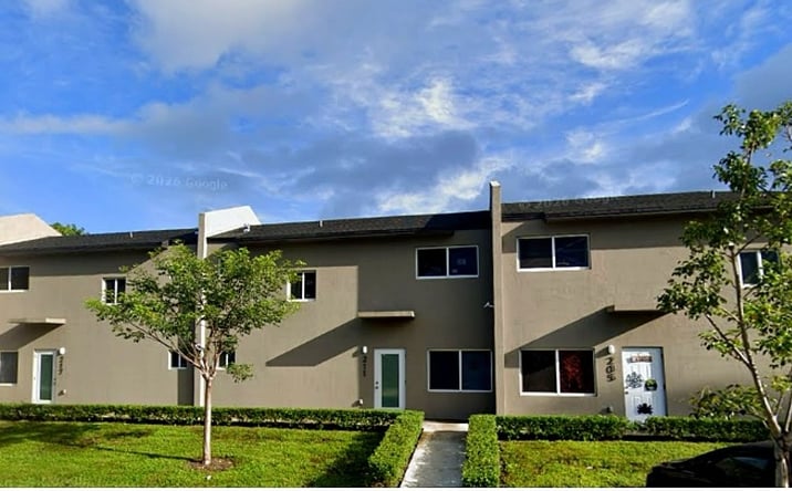 Pictures of Multifamily property located at 205 Northwest 159th Street, Miami, FL 33169 for sales - image #1