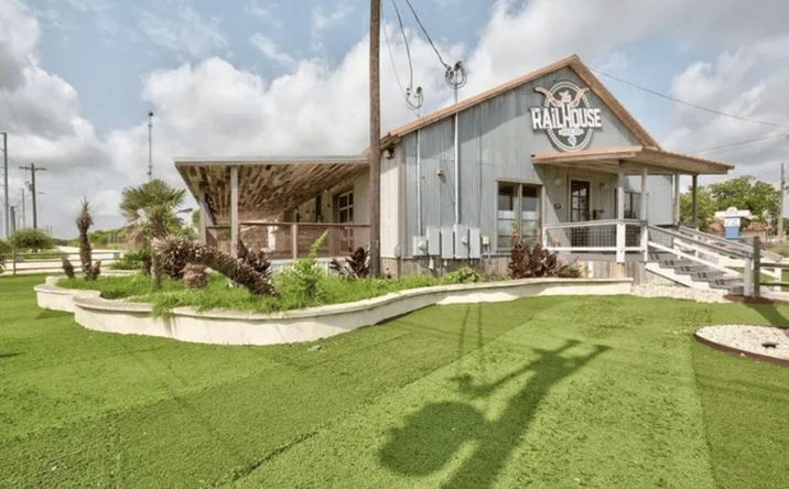 Pictures of Retail, Special Purpose property located at 107 East Center Street, Kyle, TX 78640 for sales - image #1