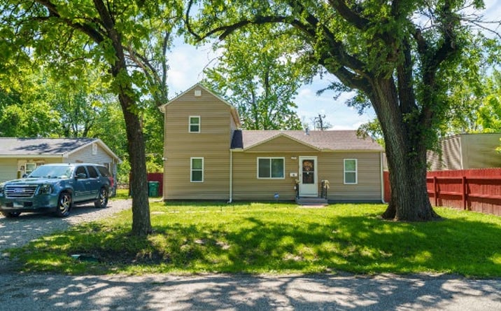 Pictures of Multifamily property located at 10 Hissrich St, Cahokia Heights, IL 62206-1220, 61 E Adams Dr, Cahokia Heights, IL 62206-3131, 47 Louise Ln, Cahokia Heights, IL 02764-1701, 217 Main St, Cahokia Heights, IL 02860-3908, 25 Hissrich St, Cahokia Heights, IL 62206-1219, 503 Cooper Dr, Cahokia Heights, IL 12831-1842, 504 Chaudet Ave, Cahokia Heights, IL 62206-2041, 600 St. Monica Dr, Cahokia Heights, IL 62206-1759, 703 St. Paul Dr, Cahokia Heights, IL 62206-1753, 706 St. Nicholas Dr, Cahokia Heights, IL 62206-1849, 1614 Armand Dr, Cahokia Heights, IL 62206-2409, 5211 Gay Ave, Cahokia Heights, IL 62207-1215 for sales - image #1