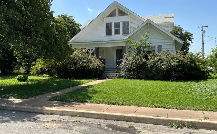 Pictures of Mixed Use, Hospitality, Special Purpose property located at 300 E GRAND AVE, COMANCHE, TX 76442-2482 for sales - image #1