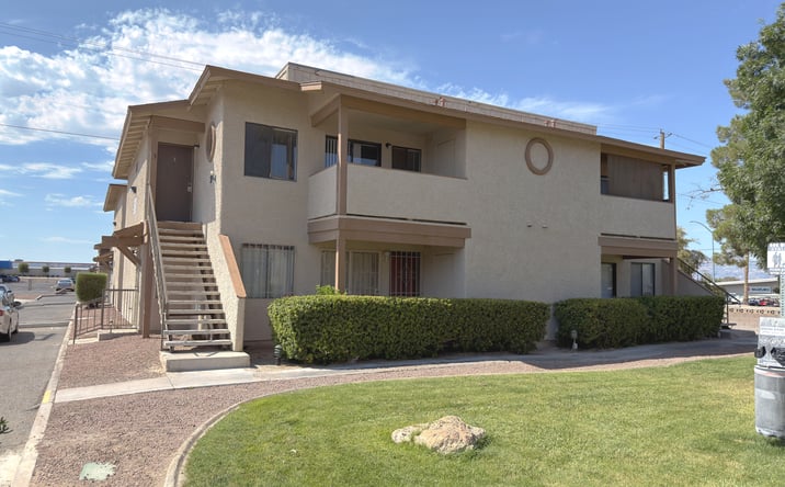 Pictures of Multifamily property located at 3709 SNORKEL CIR, LAS VEGAS, NV 89108-5147 for sales - image #1