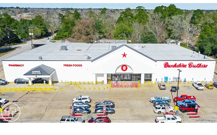 Pictures of Retail property located at 603 E Houston St, Cleveland, TX 77327 for sales - image #1
