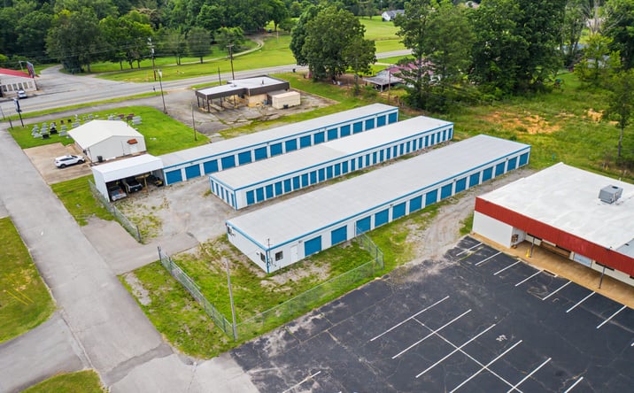 Pictures of Self Storage property located at 105 Progress Center Plaza, Centerville, TN 37033 for sales - image #1