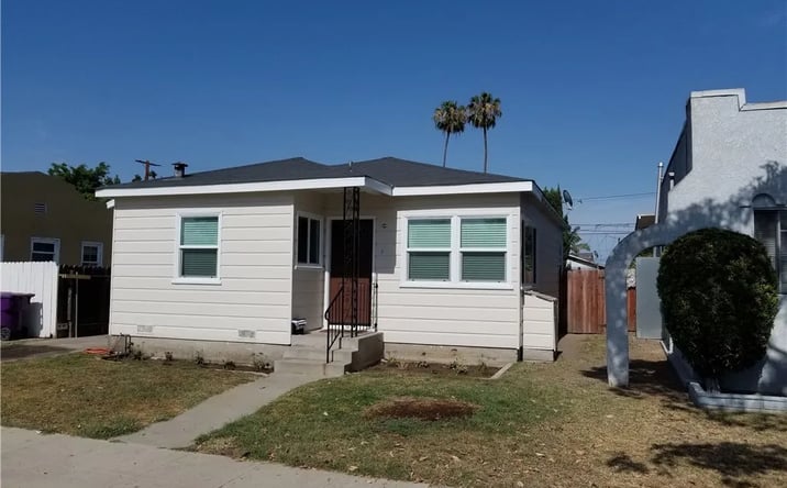 Pictures of Multifamily property located at 6160 Gundry, Long Beach, CA 90805 for sales - image #1
