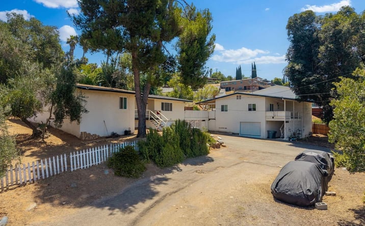 Pictures of Multifamily property located at 401-07 Idaho Ave, Escondido, CA 92025 for sales - image #1