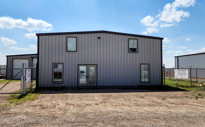 Pictures of Retail, Industrial property located at Private Road 1310, Wolfforth, TX 79382 for sales - image #1