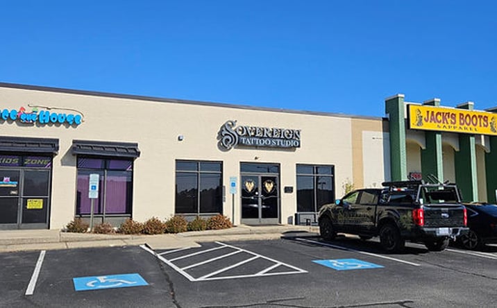 Pictures of Retail, Land property located at 238 N. McPherson Church, Fayetteville, NC 28303 for sales - image #1