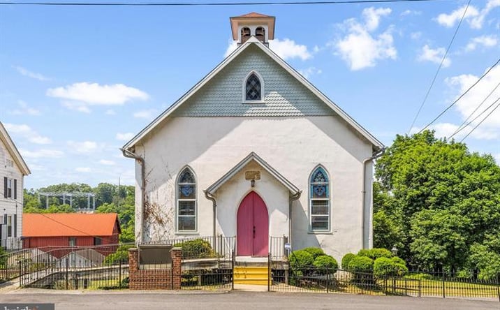 Pictures of Special Purpose property located at 2460 Mount Rd, Aston, PA 19014 for sales - image #1