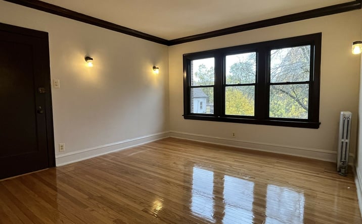 Pictures of Multifamily property located at 1502 E. 74th St, Chicago, IL 60619 for sales - image #1
